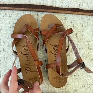 Blowfish Women's Tan Strappy Sandals